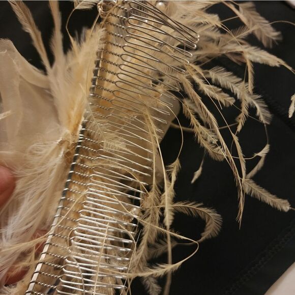NWT Here comes the bride hair piece Biege Honey Cream Silver Hair Comb